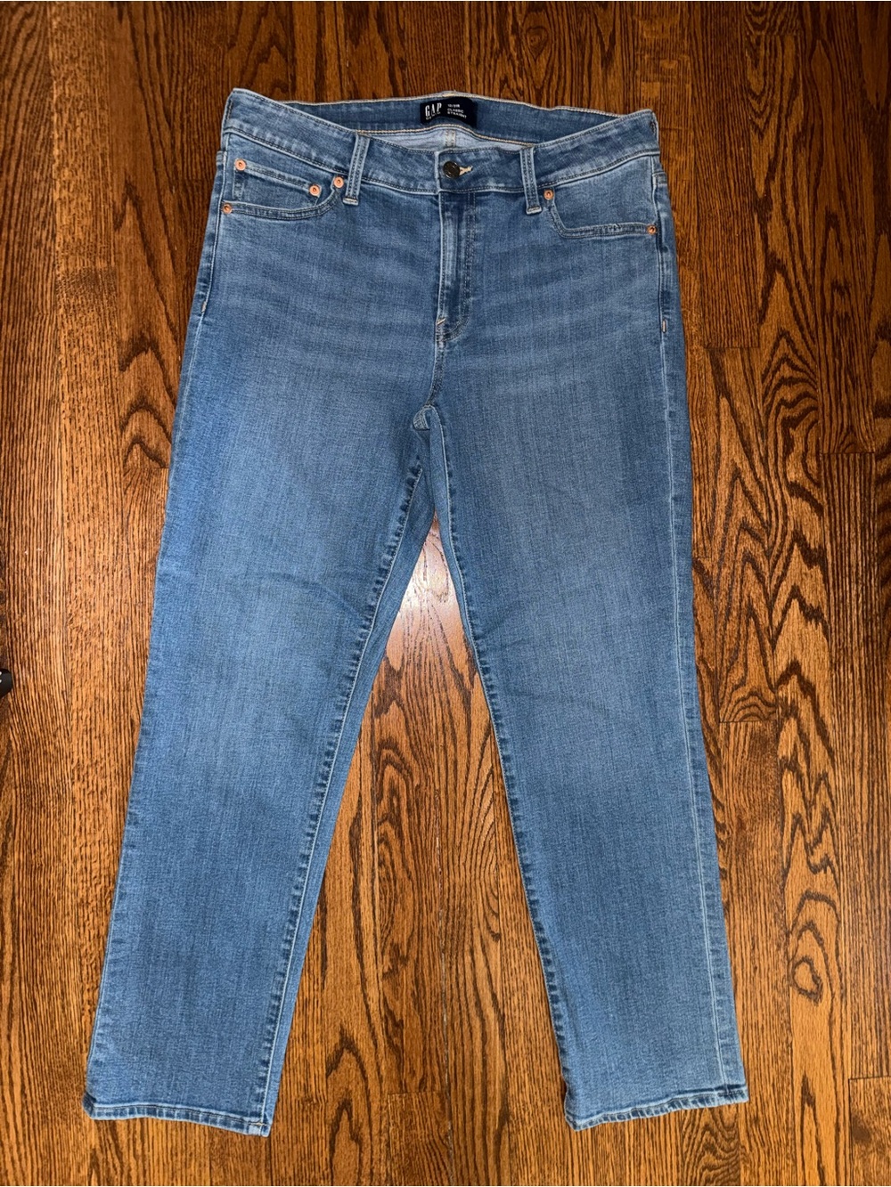 GAP Women's Slim Straight Jeans - Light Blue Wash